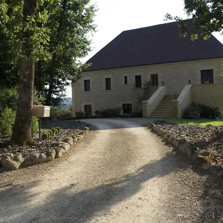 Charmante En Pierre - Piscine
